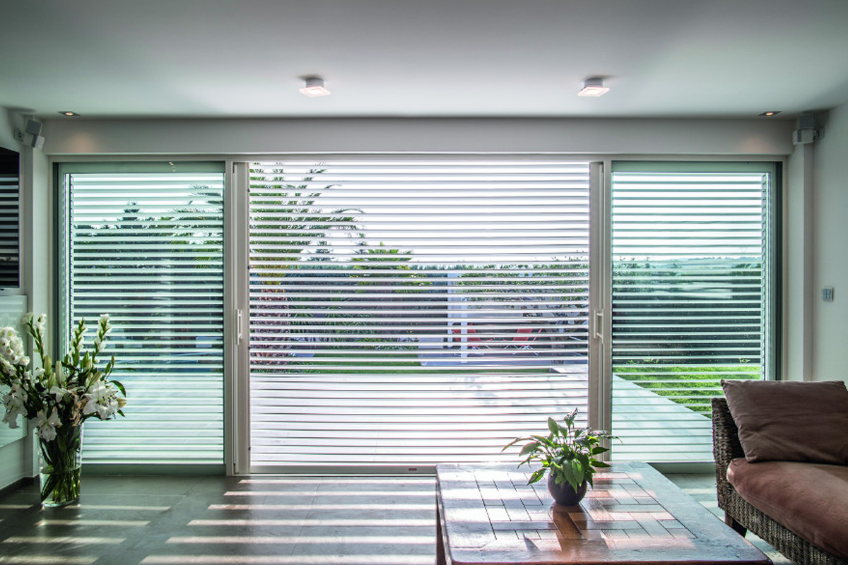 Brise soleil orientable Nice Komilfo 06